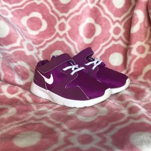 Purple size 9 Nike’s